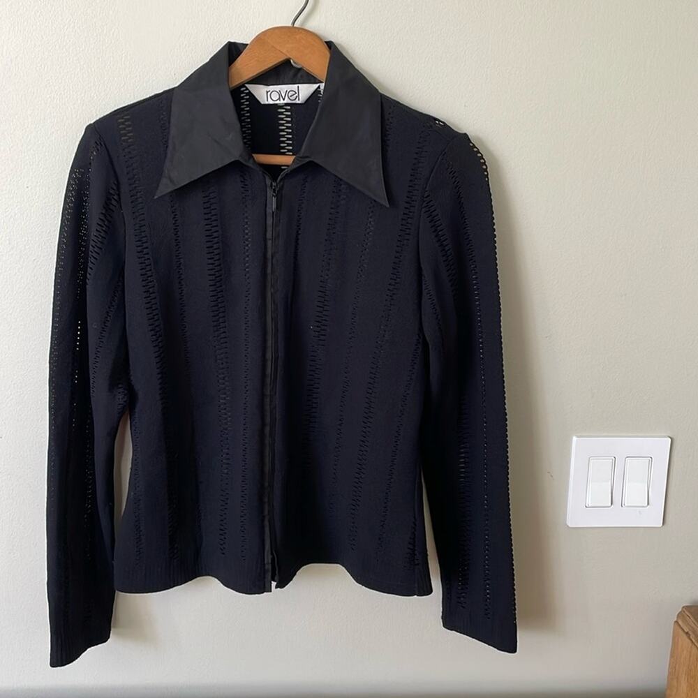 RAVEL Textured Full-Zip Black Long-Sleeve Polo Size L